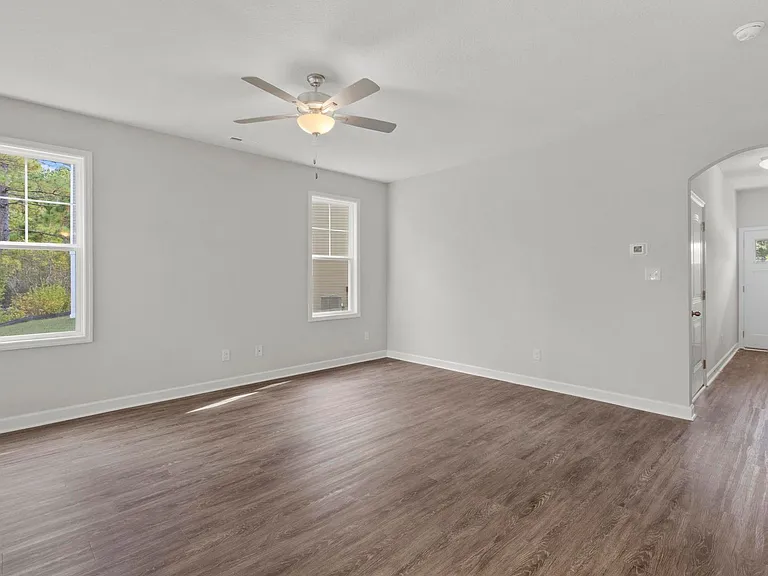 2035 Folkstone Woods Ln — Photo 13