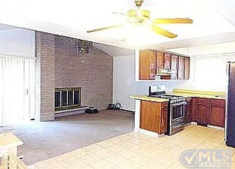 kitchen to family room.JPG