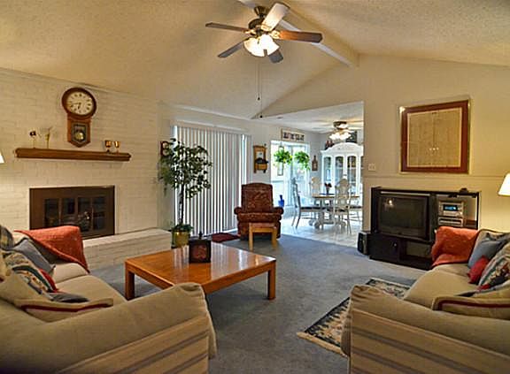3rd image of 3409 Palomino Dr