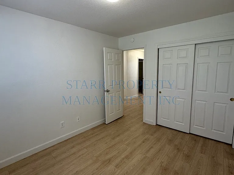 6059 Gentry Ave — Photo 19