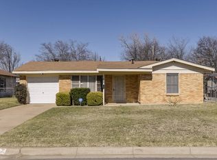 5513 Cottey St, Fort Worth, TX 76119