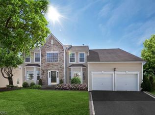 19 Hill Hollow Rd, Lake Hopatcong, NJ 07849