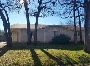 3004 White Oak Ln, Bedford, TX 76021