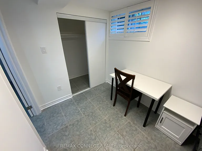 2 Kellyvale Rd #RMC — Photo 11
