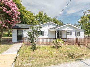 190 Sundance Dr, Evensville, TN 37332