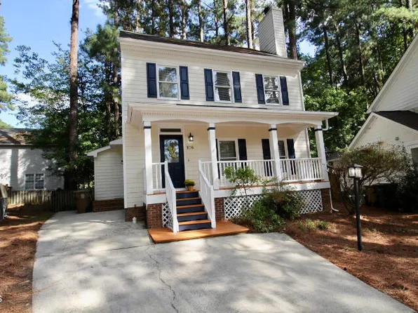 106 Fox View Pl, Cary, NC 27511