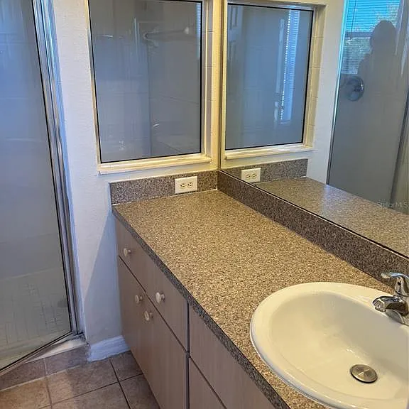 1237 S Beach Cir — Photo 8