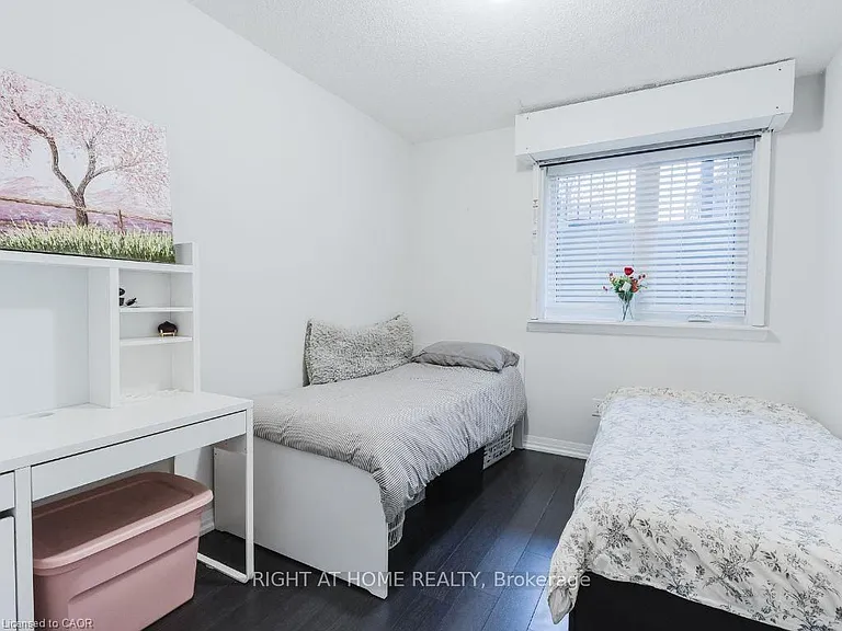 1206 Main St E #113 — Photo 7