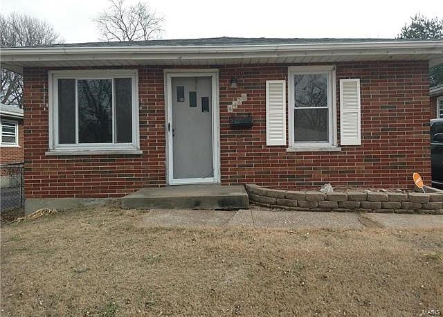 1st image of 4426 Eminence Ave