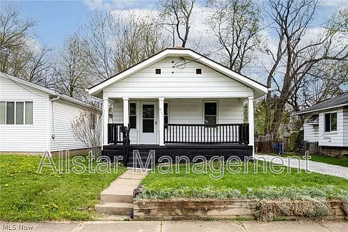 961 Wyley Ave Photo 1