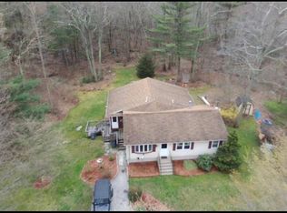27 W Scenic View Dr, Johnston, RI 02919
