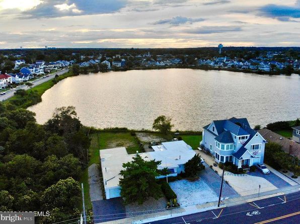 1415 Ocean Ave, Point Pleasant Beach, NJ 08742
