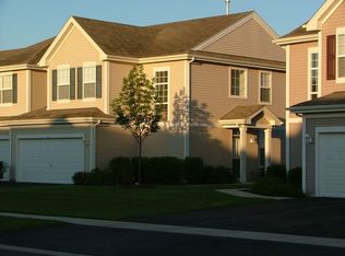 1493 Legacy Dr #322-4, Dekalb, IL 60115