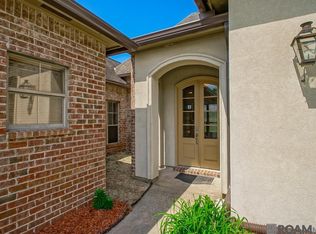 8602 Foxfield Dr, Baton Rouge, LA 70809