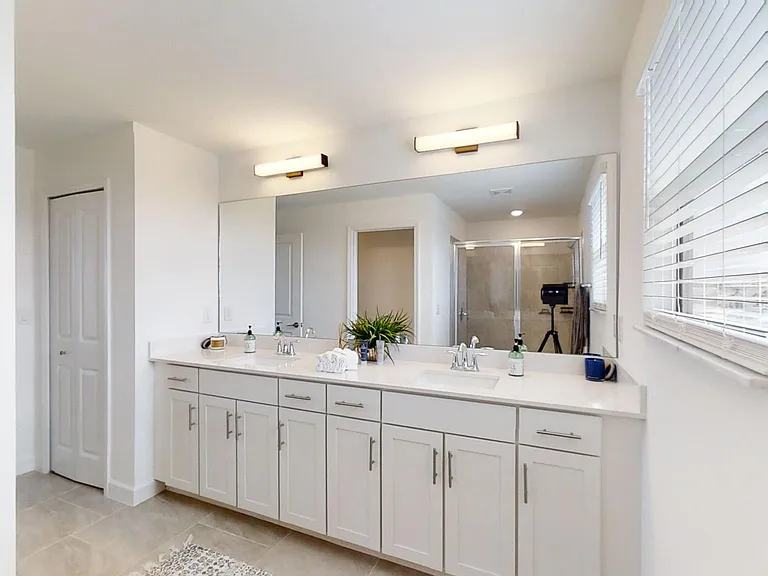 Owners Ensuite