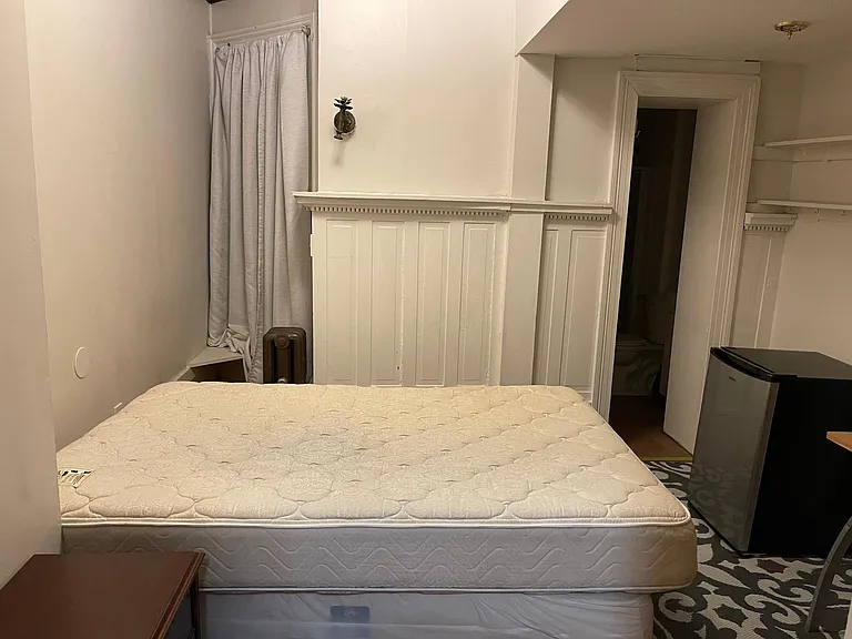 84 Riverside Dr — Photo 5