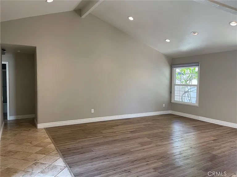 609 W Palm Dr — Photo 3