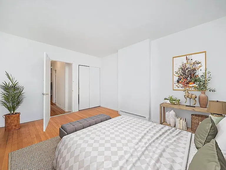 103 W 105th St #2A — Photo 7