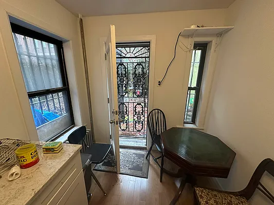 Rented by Ready Group | media 3