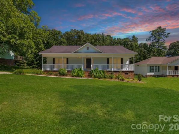 1675 Old Lynwood Cir, Lancaster, SC 29720