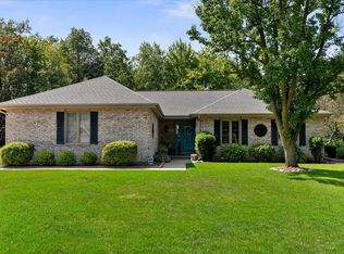 3445 S 129th St, New Berlin, WI 53151