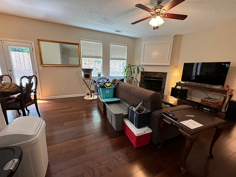 431 Windstone Trl — Photo 9