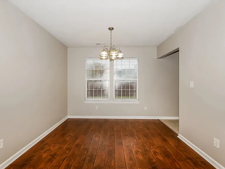 3329 Gainesville Ct — Photo 7