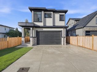 8233 114th St, Delta, BC V4C 5H3