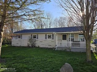 412 Robbins St, Owosso, MI 48867