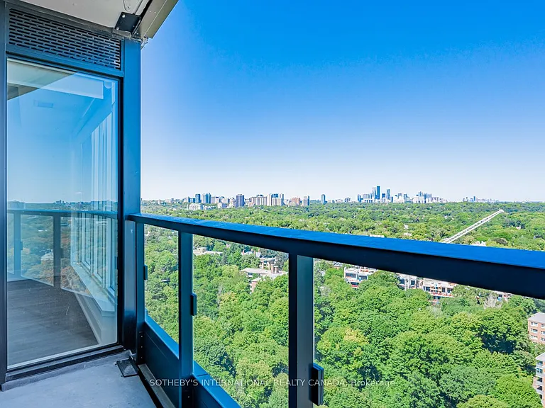 585 Bloor St E #2124 — Photo 24