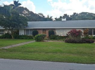1832 Ardmore Rd, Fort Myers, FL 33901
