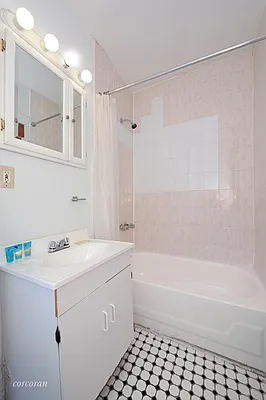 Rented by Corcoran | media 26