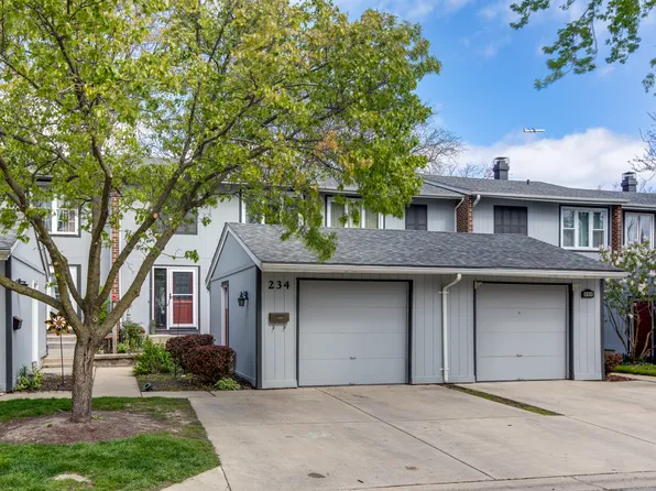 234 Driftwood Ln, Bloomingdale, IL 60108