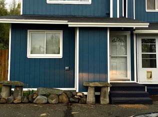 217 Orange Leaf Cir, Anchorage, AK 99504