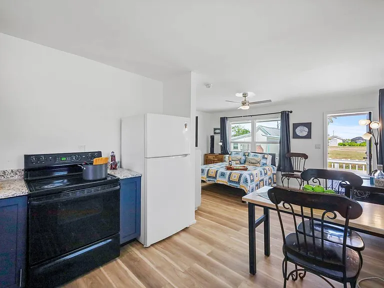 407 Mango Ave #1 — Photo 7
