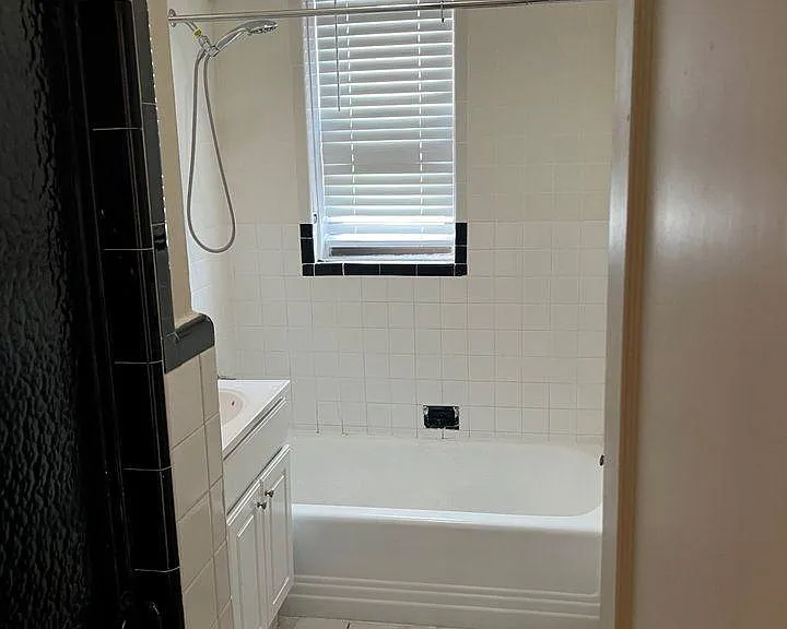 82 Chestnut St #304 — Photo 6