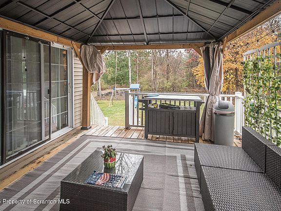 4th image of 324 Sanko Dr