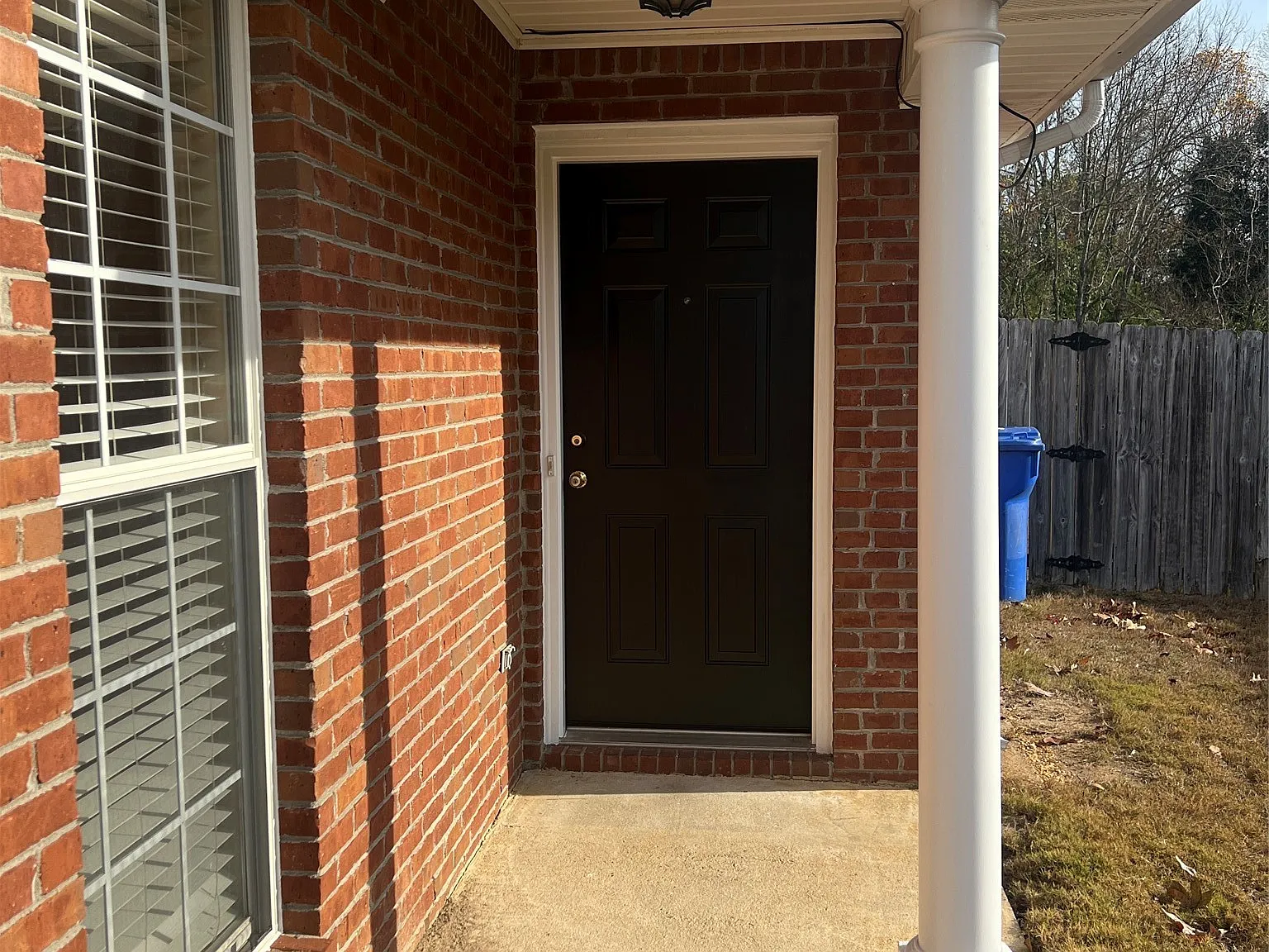 4 bed, 2.0 bath, 1407 sqft, $1,600 — Photo 4