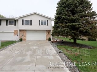 4555 Horizon Cir, Eagan, MN 55123