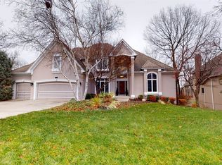 4901 Alden Rd, Shawnee, KS 66216