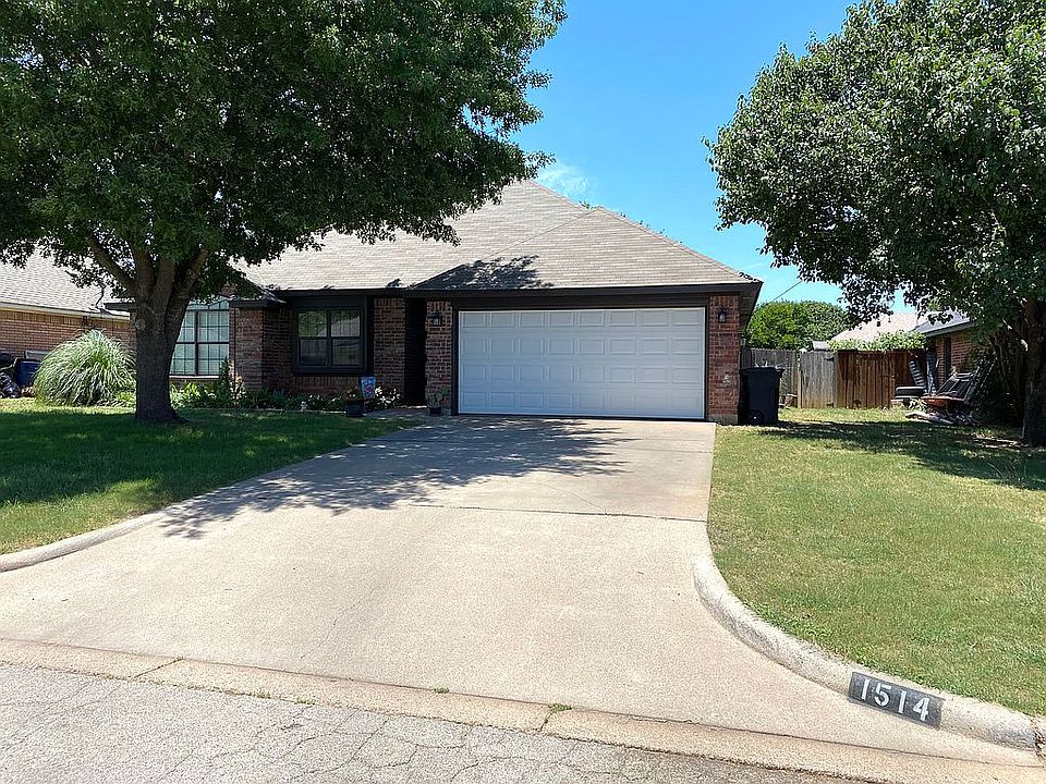 1st image of 1514 Sunflower Ln
