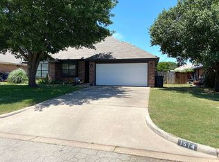 1514 Sunflower Ln, Granbury, TX 76048