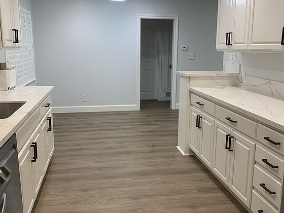 Kitchen with dinning area