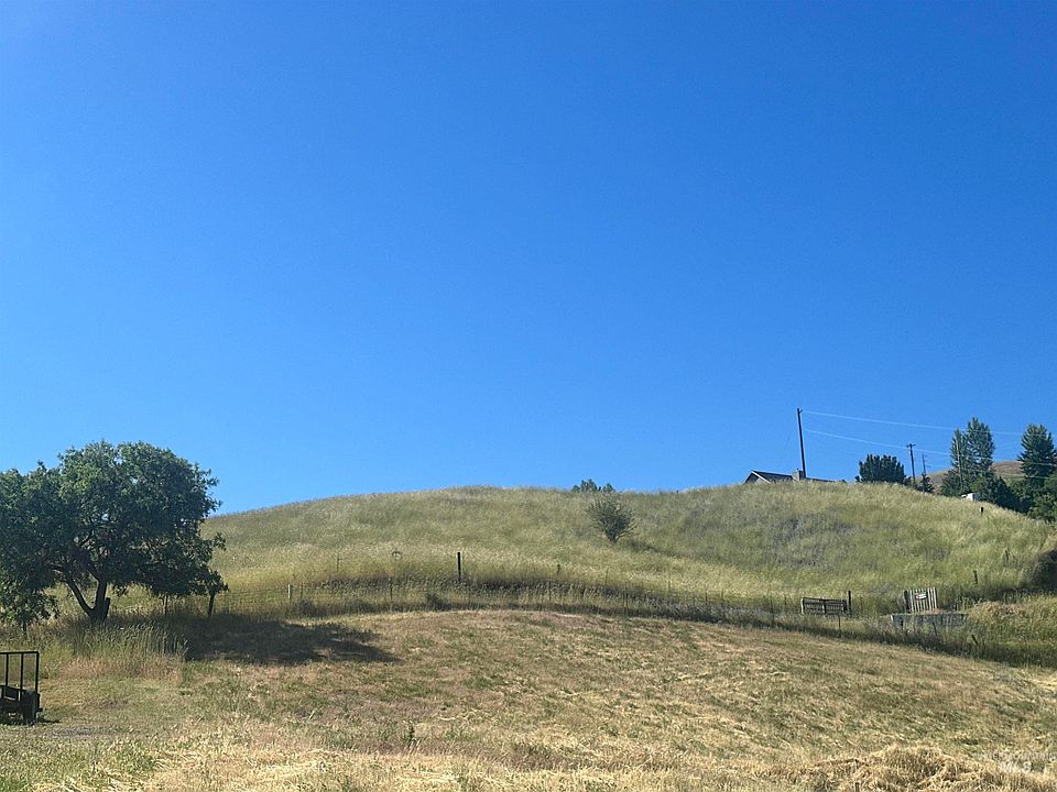 1st image of 247 Snyder Ln