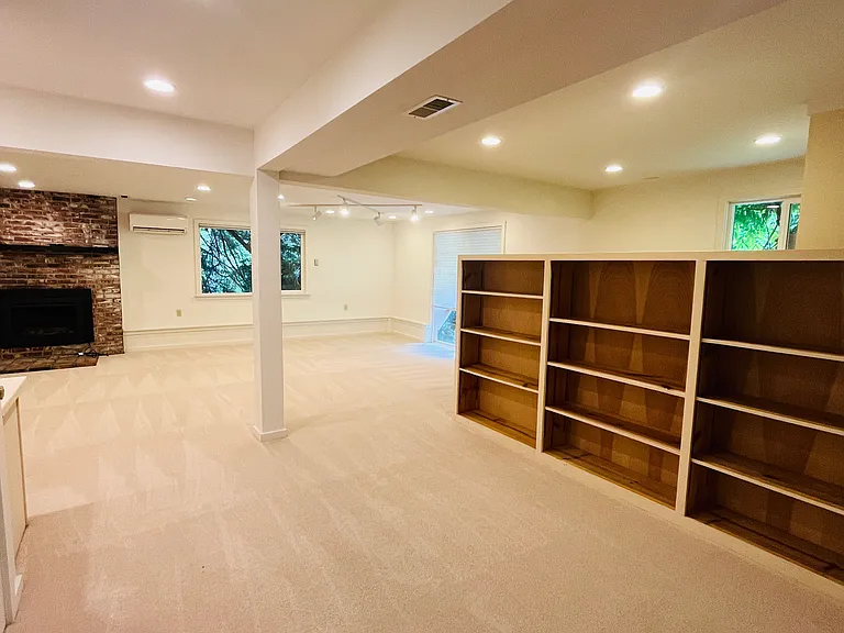 7131 NE Baker Hill Rd — Photo 26