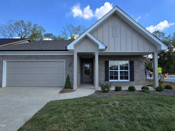 8205 Cedar Crest Ln, Louisville, KY 40291