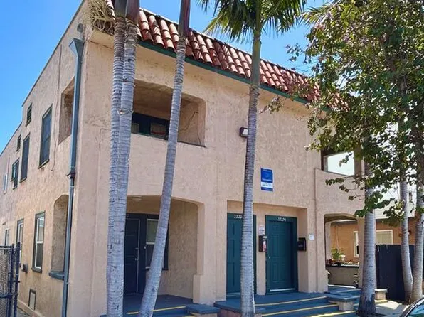 2220 S Pacific Ave, San Pedro, CA 90731