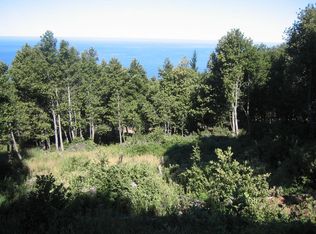 205 Cook Rd, Whitethorn, CA 95589