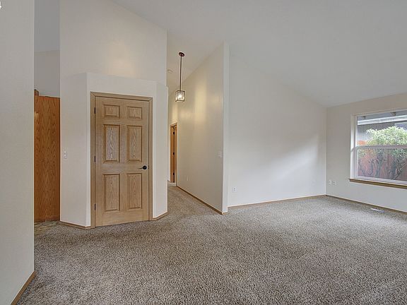 4th image of 12908 NE 51st St