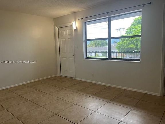 2nd image of 5610 NE 18th Ave APT 7